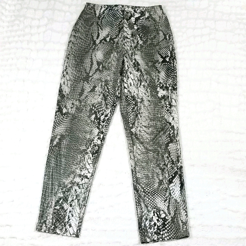 Women's Small Love In Snakeskin Print Leggings